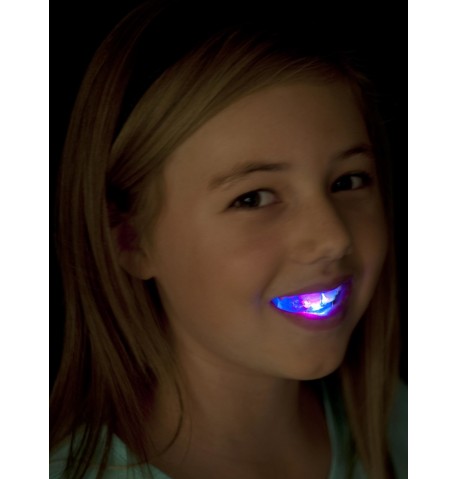 Dentier lumineux avec LED
