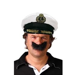 Chapeau de capitaine avec ornements