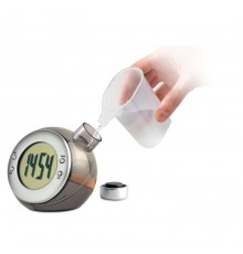 Horloge LCD alimentée par du liquide 