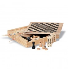 Lot de 4 jeux stratégiques dans un coffret en bois 